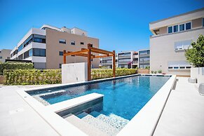 Ika Boutique Luxury Apartments