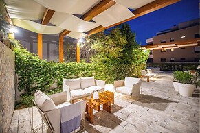 Ika Boutique Luxury Apartments