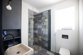 Ika Boutique Luxury Apartments