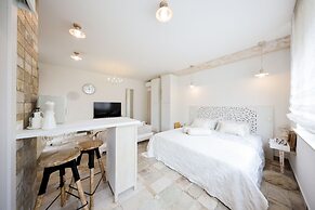 Ika Boutique Luxury Apartments