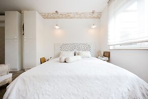 Ika Boutique Luxury Apartments