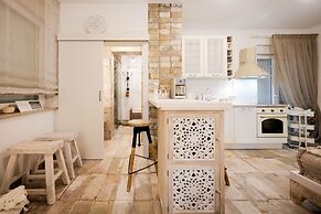 Ika Boutique Luxury Apartments