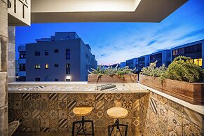 Ika Boutique Luxury Apartments