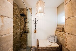 Ika Boutique Luxury Apartments