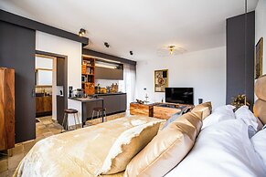 Ika Boutique Luxury Apartments