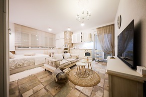 Ika Boutique Luxury Apartments