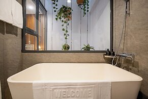 Haian Riverfront Hotel Da Nang