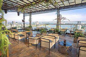Haian Riverfront Hotel Da Nang