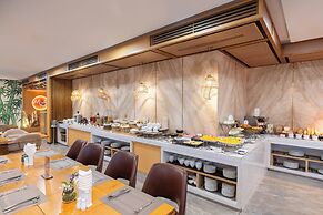 Haian Riverfront Hotel Da Nang