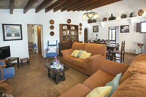 Family Villa Teo With Private Pool