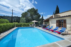 Family Villa Teo With Private Pool