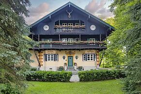 Villa Zollhaus Bed & Breakfast