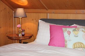 Villa Zollhaus Bed & Breakfast