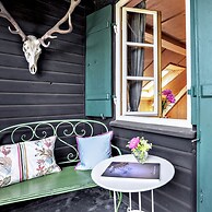 Villa Zollhaus Bed & Breakfast
