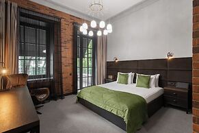 BRYK Hotel
