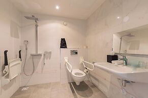 Crowne Plaza Utrecht - Central Station by IHG
