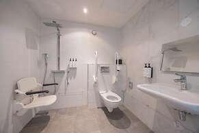 Crowne Plaza Utrecht - Central Station by IHG