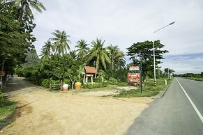 OYO 1062 Baanrai Kongjaroen