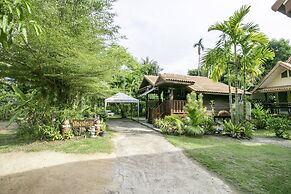 OYO 1062 Baanrai Kongjaroen