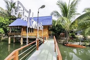 OYO 1062 Baanrai Kongjaroen