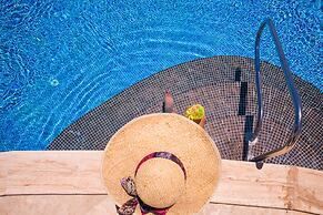 Kalkan Saray Suites - Adults Only