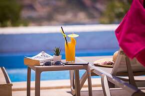 Kalkan Saray Suites - Adults Only
