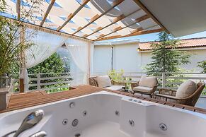 Kalkan Saray Suites - Adults Only