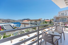 Kalkan Saray Suites - Adults Only