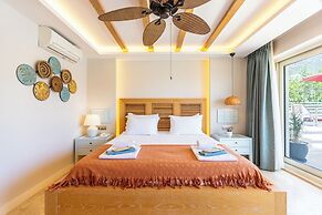 Kalkan Saray Suites - Adults Only