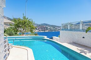 Kalkan Saray Suites - Adults Only
