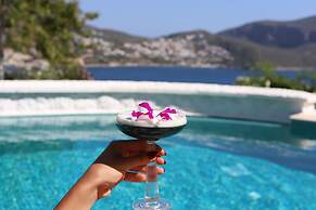 Kalkan Saray Suites - Adults Only