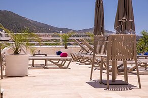 Kalkan Saray Suites - Adults Only