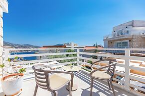 Kalkan Saray Suites - Adults Only