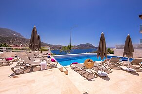 Kalkan Saray Suites - Adults Only