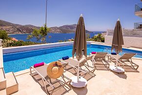 Kalkan Saray Suites - Adults Only
