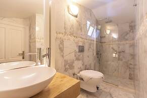 Kalkan Saray Suites - Adults Only