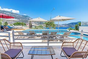 Kalkan Saray Suites - Adults Only