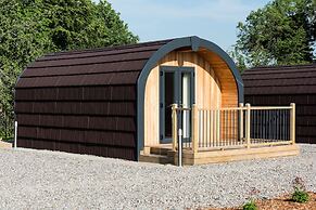 Weedingshall Lodges