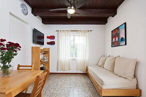 Robinson House Nicolina