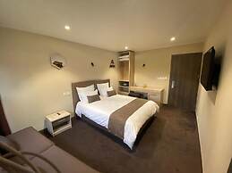 Fly Inn Madagascar Hotel