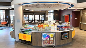 Tru By Hilton Baltimore Harbor East, MD