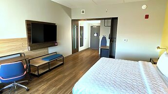 Tru By Hilton Baltimore Harbor East, MD