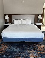Hampton Inn & Suites Erie Bayfront