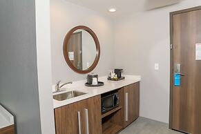 Hampton Inn & Suites Erie Bayfront