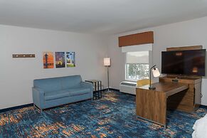 Hampton Inn & Suites Erie Bayfront