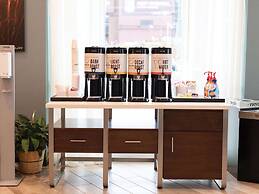 Hampton Inn & Suites Erie Bayfront