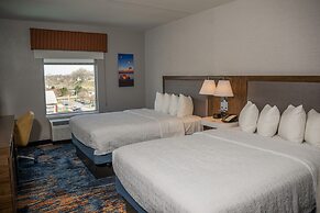 Hampton Inn & Suites Erie Bayfront