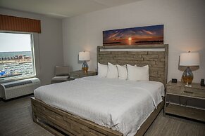 Hampton Inn & Suites Erie Bayfront