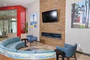 Hampton Inn & Suites Erie Bayfront