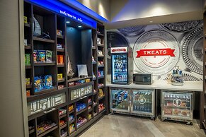 Hampton Inn & Suites Erie Bayfront